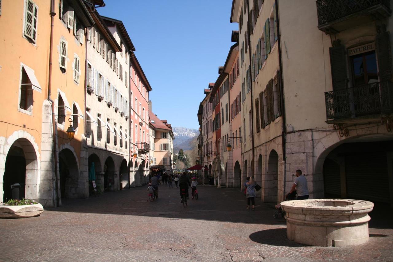 Bed and Breakfast Nid Douillet Annecy Exterior foto