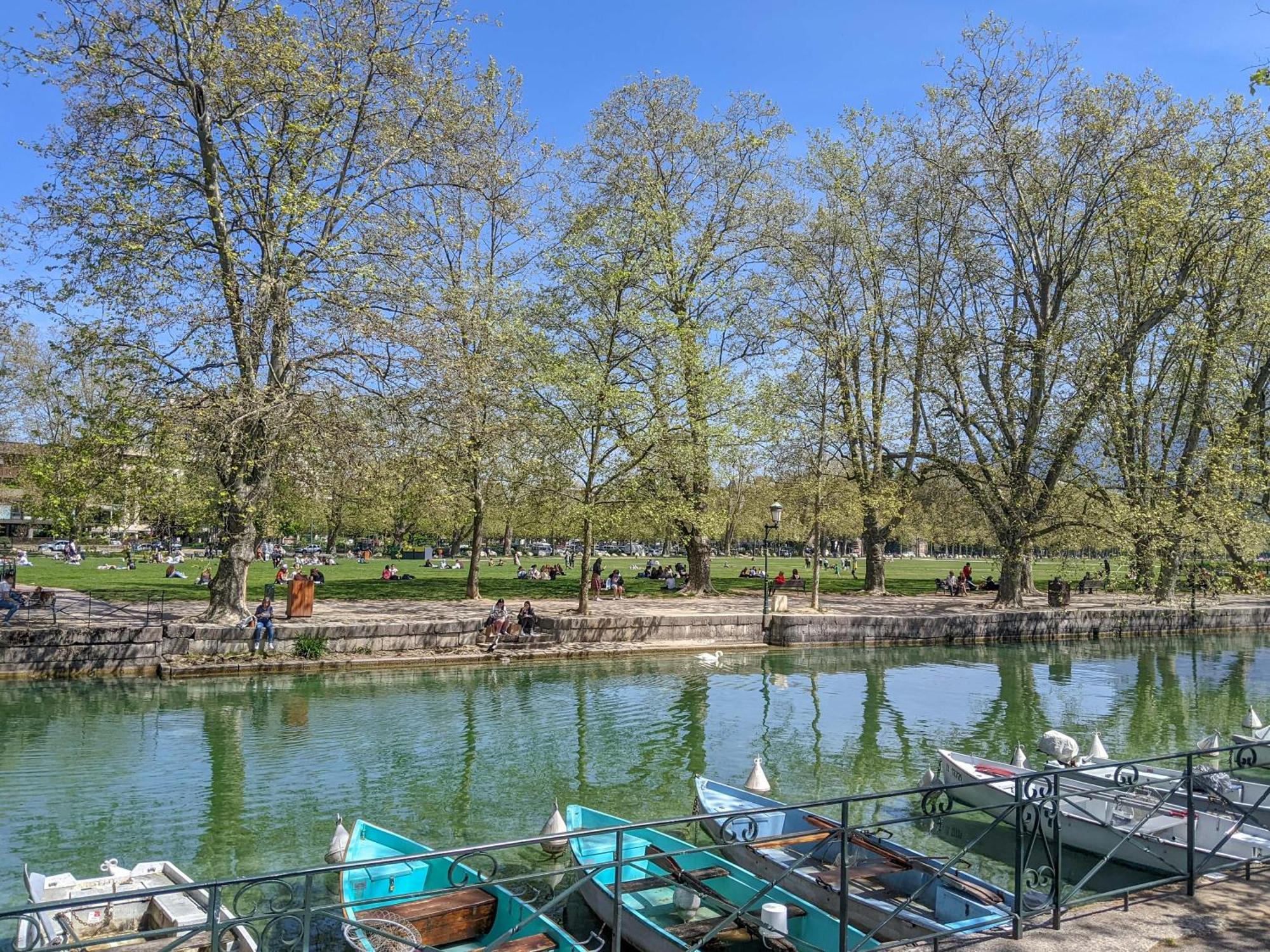 Bed and Breakfast Nid Douillet Annecy Exterior foto