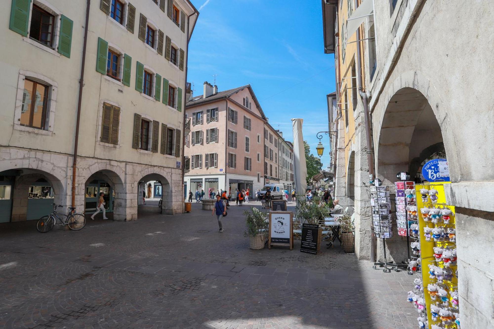 Bed and Breakfast Nid Douillet Annecy Exterior foto